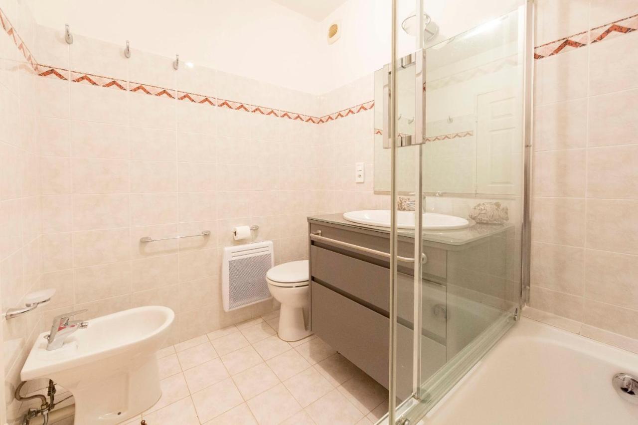 Apartment 2 Bedrooms 2 Bathrooms Clear View In Palm Beach Area Канны Экстерьер фото